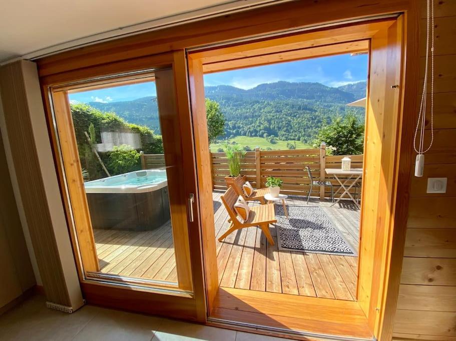 Androsace Appartement Dans Chalet Bois Avec Jacuzzi Privatif Terrasse Et Vue Montagne Les Villards-sur-Thônes Exterior foto